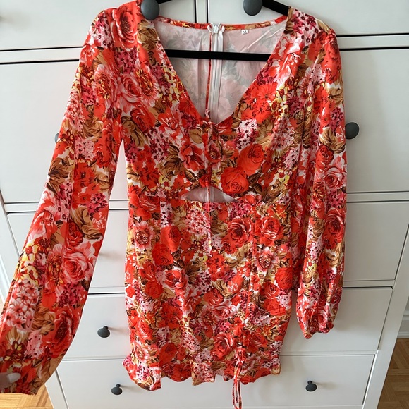 Floral Dress - Picture 4 of 5